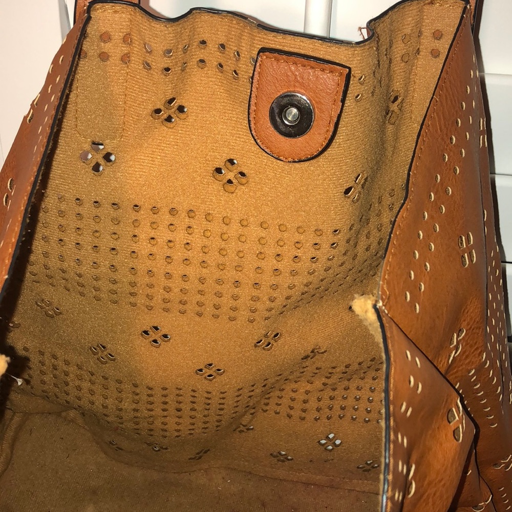 Large Purse - Picture 2 of 2